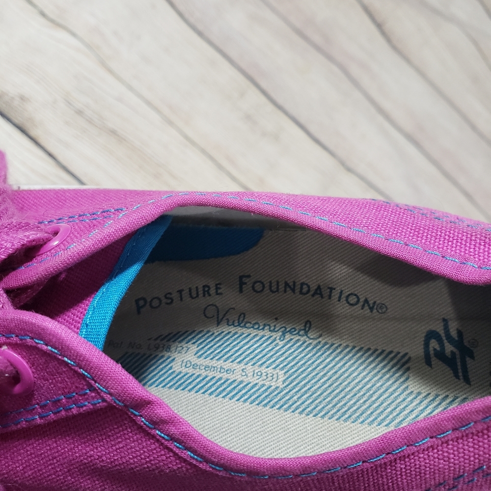 P.F. Flyers Canvas Low Top Shoes - Picture 6 of 7